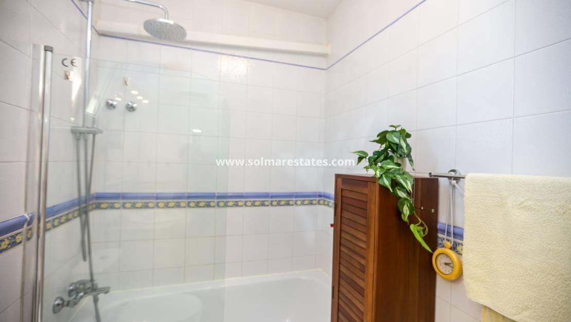 2 quarto Apartamento para venda em Playa Flamenca com piscina - 239 000 € (Ref: 10165433)