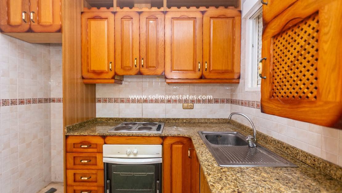 2 soverom Leilighet til salgs i Cabo Roig med svømmebasseng - € 165 000 (Ref: 10165434)