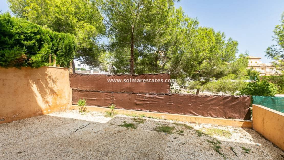 2 soverom Leilighet til salgs i Cabo Roig med svømmebasseng - € 165 000 (Ref: 10165434)