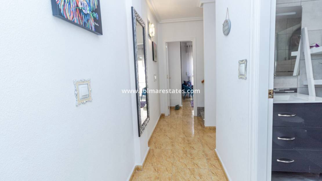 3 bedroom Townhouse for sale in Playa Flamenca with pool - € 189,000 (Ref: 10165435)