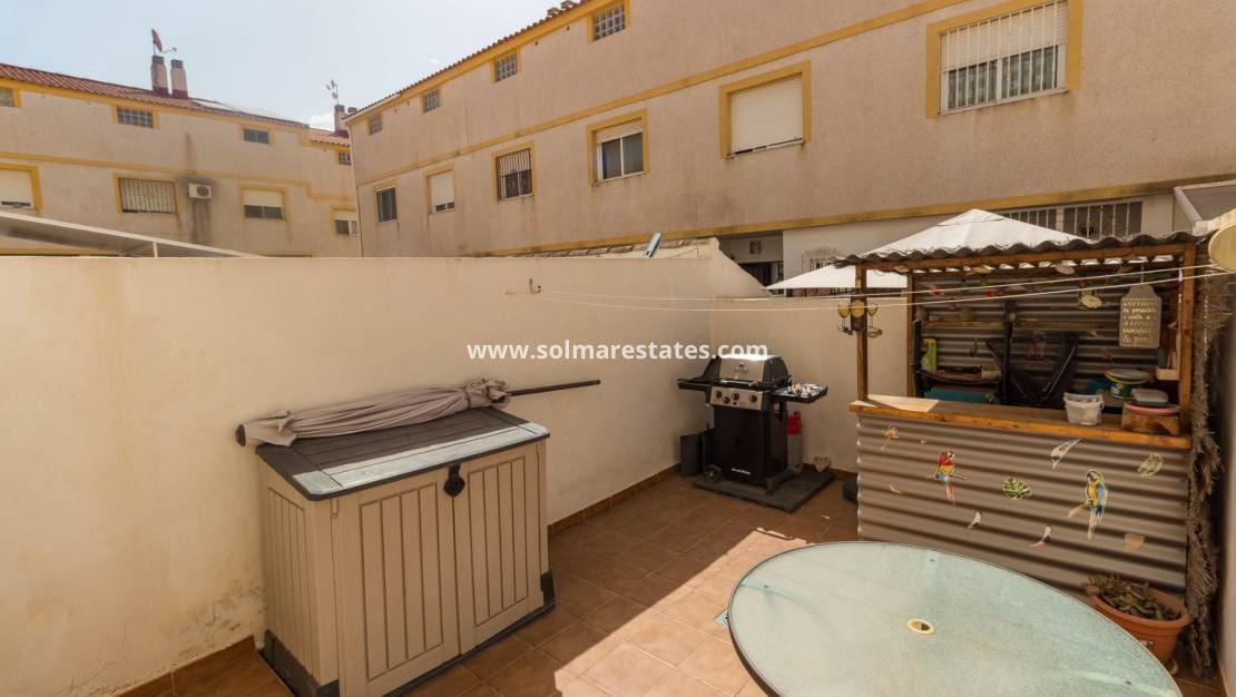 3 bedroom Townhouse for sale in Playa Flamenca with pool - € 189,000 (Ref: 10165435)