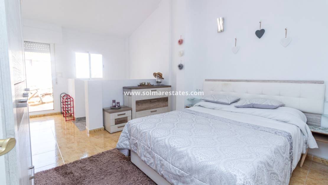 3 bedroom Townhouse for sale in Playa Flamenca with pool - € 189,000 (Ref: 10165435)