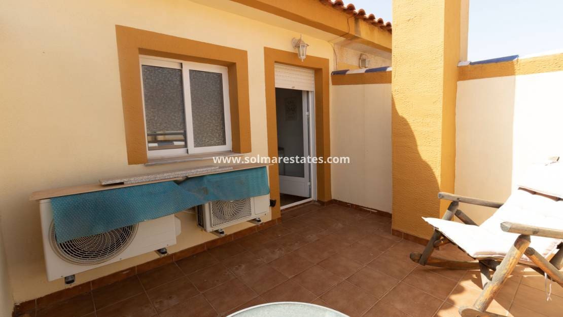 3 bedroom Townhouse for sale in Playa Flamenca with pool - € 189,000 (Ref: 10165435)