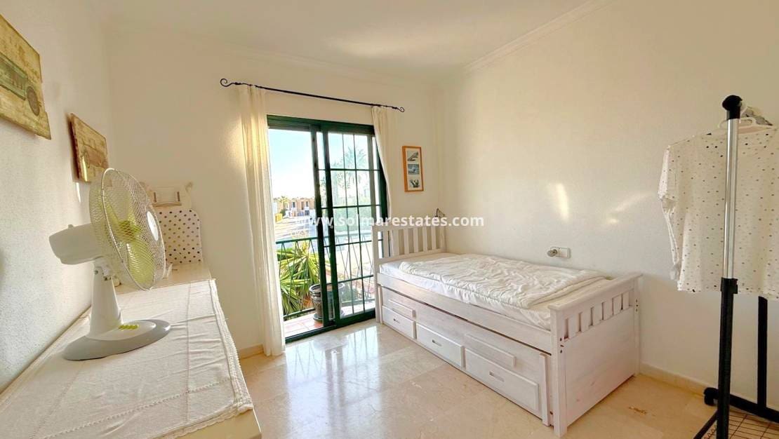 6 camera da letto Villa in vendita in Villamartin con piscina - 475.000 € (Rif: 10165553)
