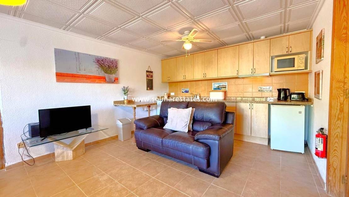 6 camera da letto Villa in vendita in Villamartin con piscina - 475.000 € (Rif: 10165553)