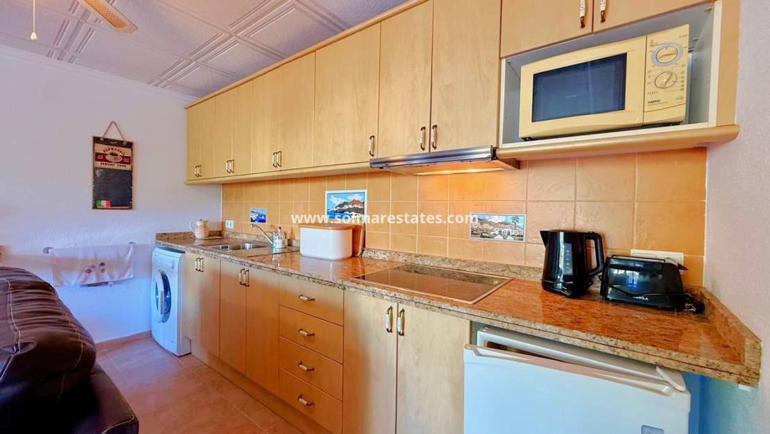 6 camera da letto Villa in vendita in Villamartin con piscina - 475.000 € (Rif: 10165553)
