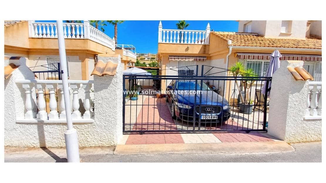 2 makuuhuone Paritalo myytävänä paikassa La Marquesa mukana uima-altaan 
autotalli - 184 000 € (Ref: 10165555)