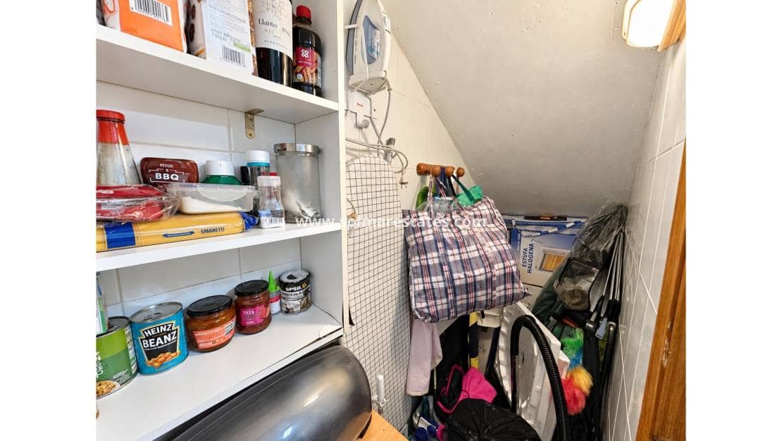 3 soveværelse Semi-Rækkehus til salg i Algorfa med swimmingpool garage - € 175.000 (Ref: 10165556)