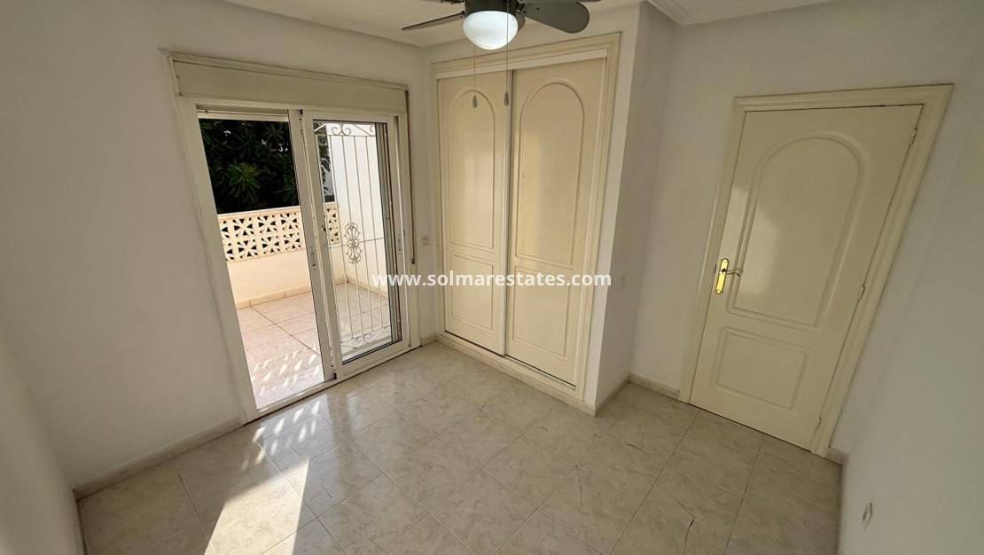 3 Zimmer Haus zu verkaufen in Ciudad Quesada mit Pool - 225.000 € (Ref: 10167084)