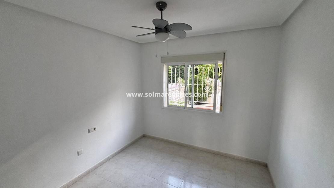 3 Zimmer Haus zu verkaufen in Ciudad Quesada mit Pool - 225.000 € (Ref: 10167084)