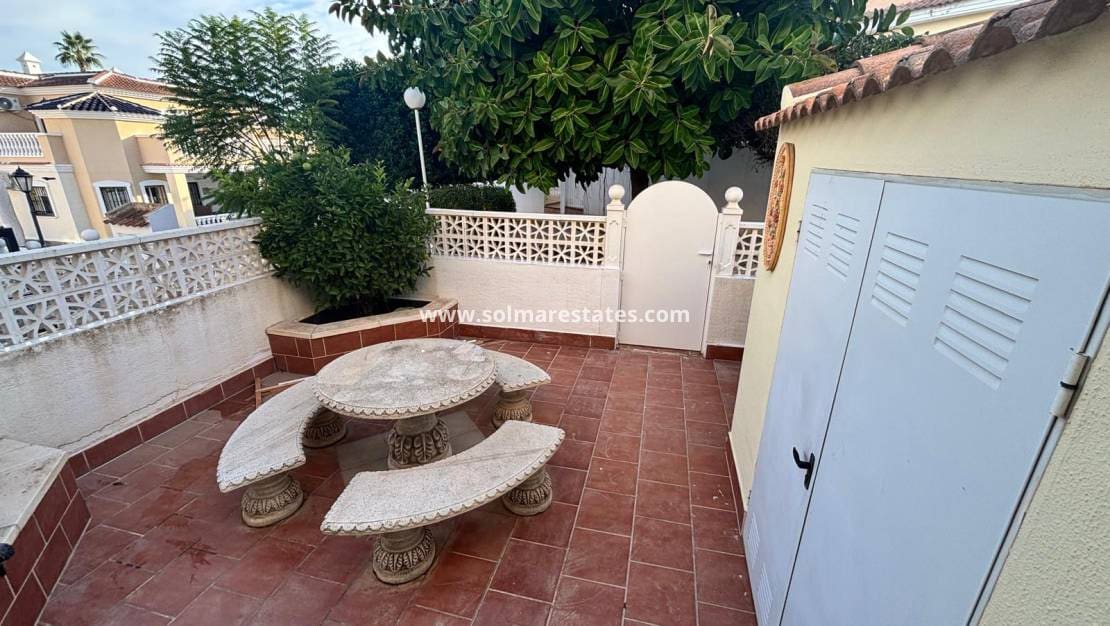 3 Zimmer Haus zu verkaufen in Ciudad Quesada mit Pool - 225.000 € (Ref: 10167084)