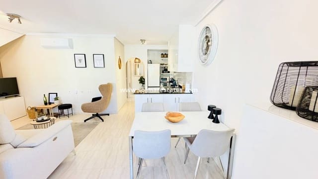 Bungalow de 2 habitaciones en Daya Vieja en venta con piscina - 179.000 € (Ref: 10167085)