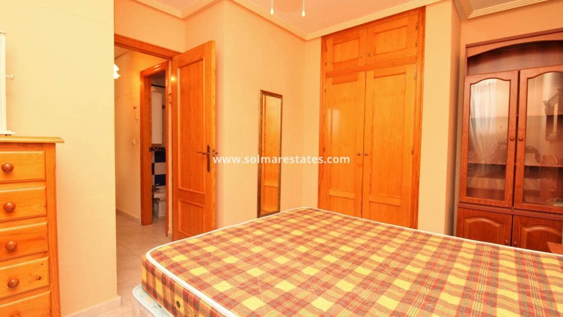 3 chambre Appartement à vendre à Playa Flamenca avec piscine garage - 169 000 € (Ref: 10167087)
