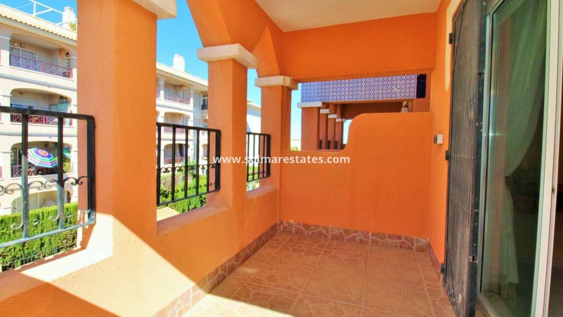 3 chambre Appartement à vendre à Playa Flamenca avec piscine garage - 169 000 € (Ref: 10167087)
