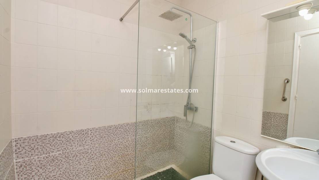 2 sypialnia Bungalow na sprzedaż w Villamartin - 149 995 € (Ref: 10167088)