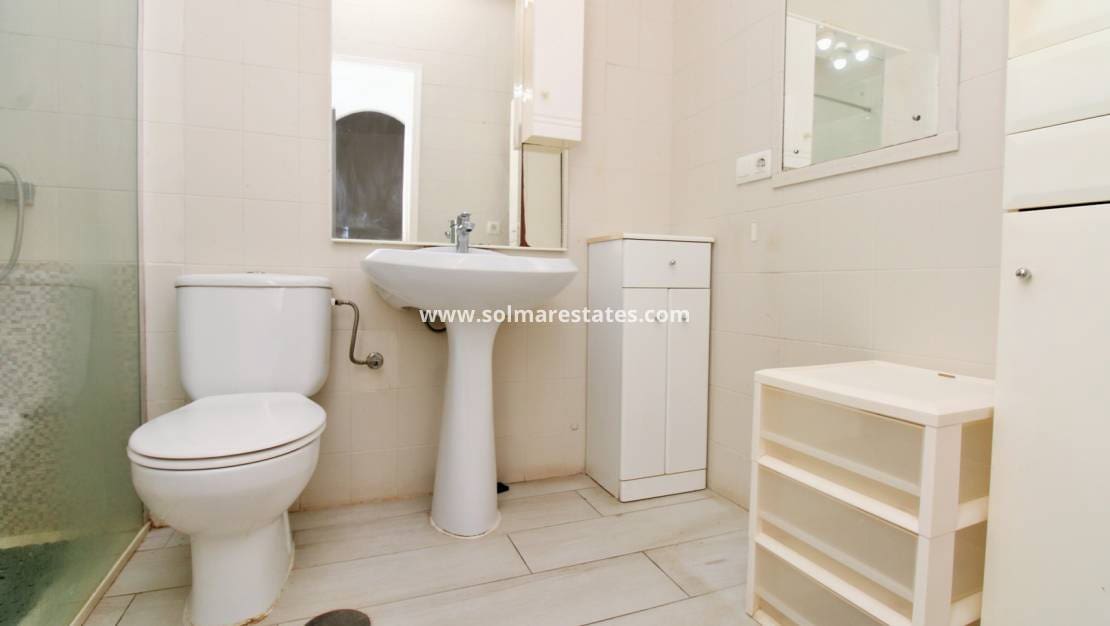 2 sypialnia Bungalow na sprzedaż w Villamartin - 149 995 € (Ref: 10167088)