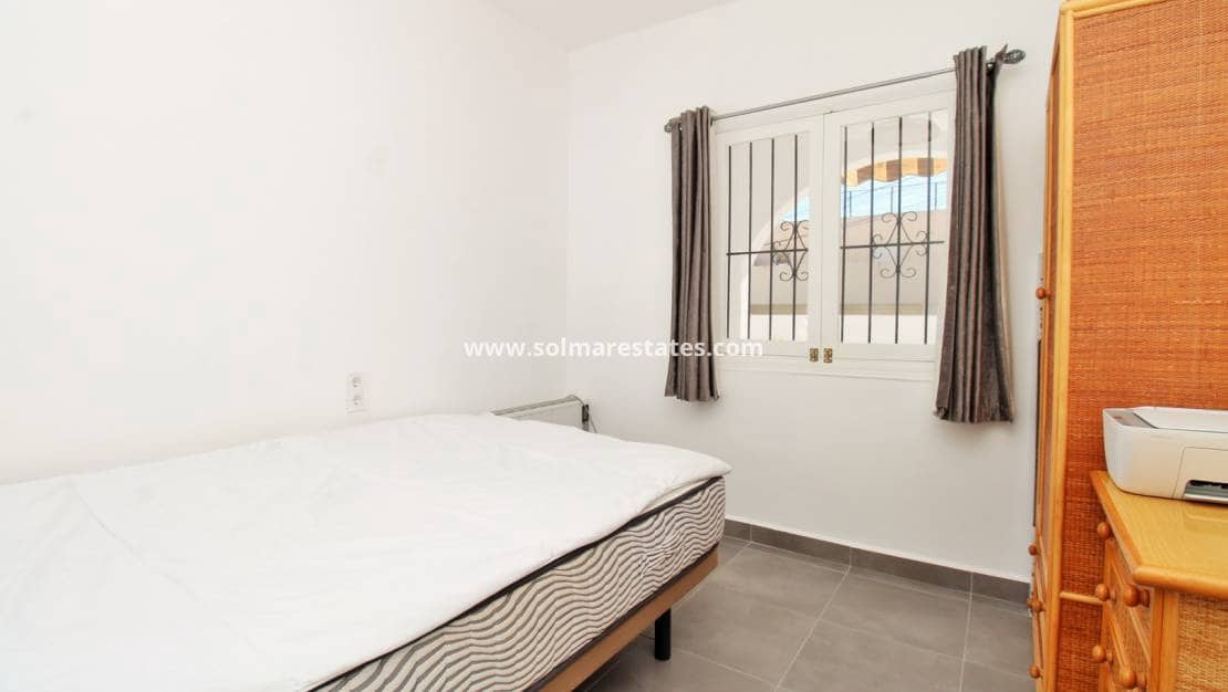 2 sypialnia Bungalow na sprzedaż w Villamartin - 149 995 € (Ref: 10167088)