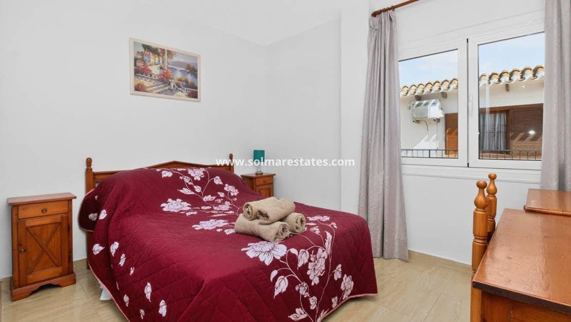 2 Zimmer Apartment zu verkaufen in Villamartin mit Pool - 159.950 € (Ref: 10167089)