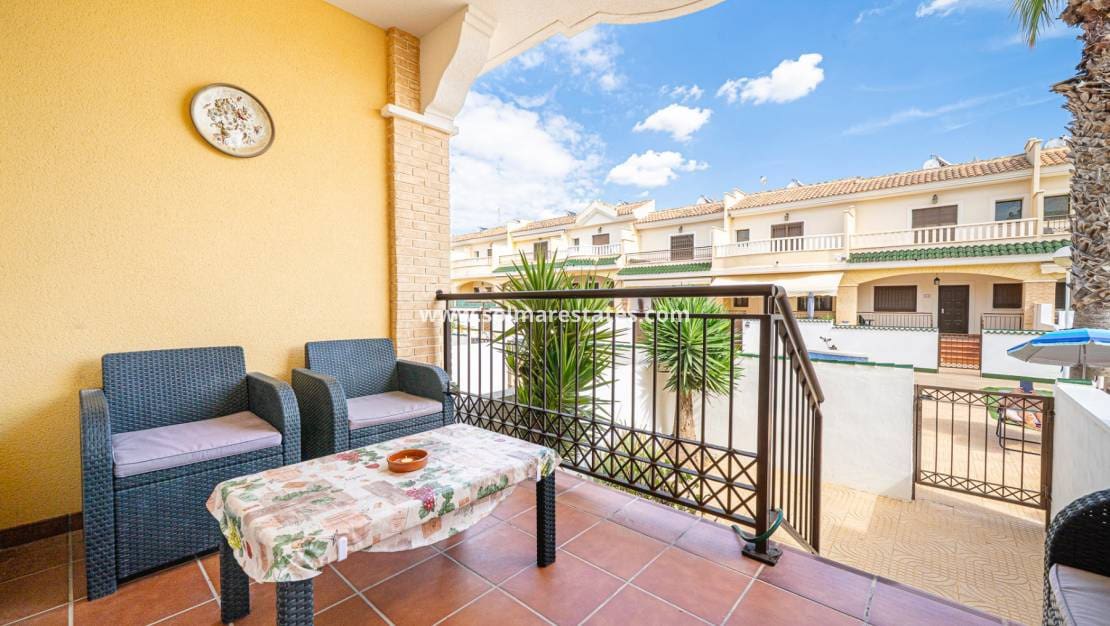 2 soverom Hus til salgs i Ciudad Quesada med svømmebasseng - € 195 000 (Ref: 10167090)