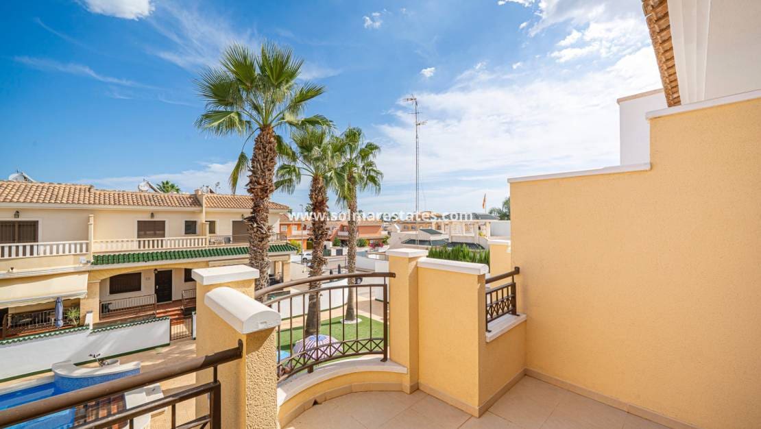 2 soverom Hus til salgs i Ciudad Quesada med svømmebasseng - € 195 000 (Ref: 10167090)