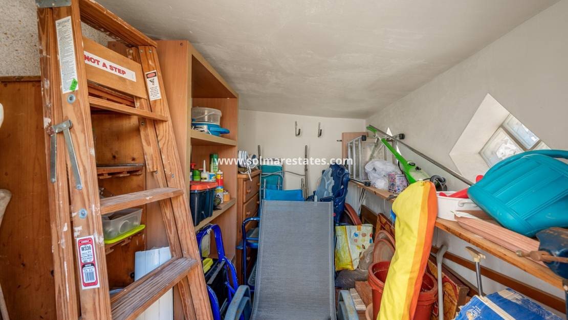 2 soveværelse Semi-Rækkehus til salg i Ciudad Quesada med swimmingpool garage - € 169.000 (Ref: 10167091)