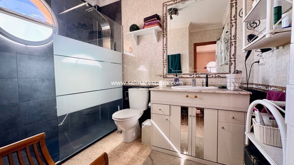 3 bedroom Terraced Villa for sale in Playa Flamenca with pool - € 225,000 (Ref: 10167094)