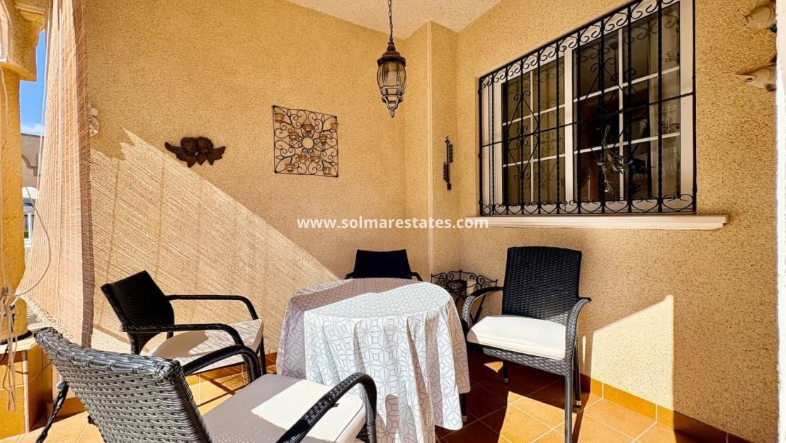 3 bedroom Terraced Villa for sale in Playa Flamenca with pool - € 225,000 (Ref: 10167094)