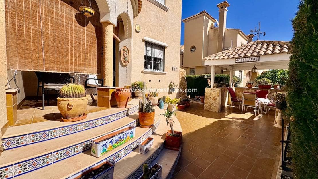 3 bedroom Terraced Villa for sale in Playa Flamenca with pool - € 225,000 (Ref: 10167094)