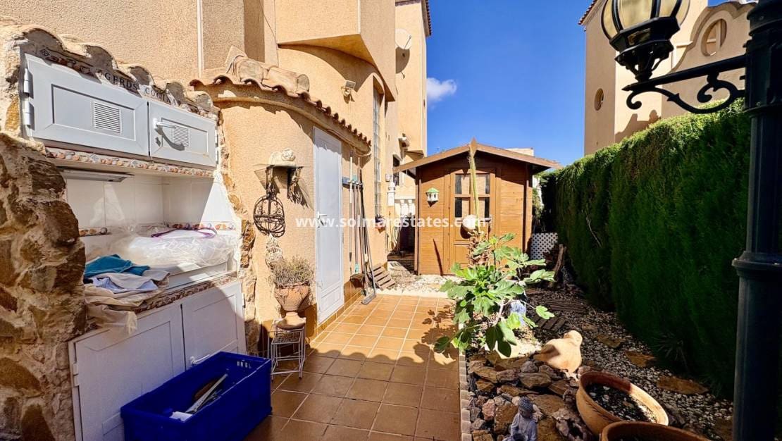 3 bedroom Terraced Villa for sale in Playa Flamenca with pool - € 225,000 (Ref: 10167094)