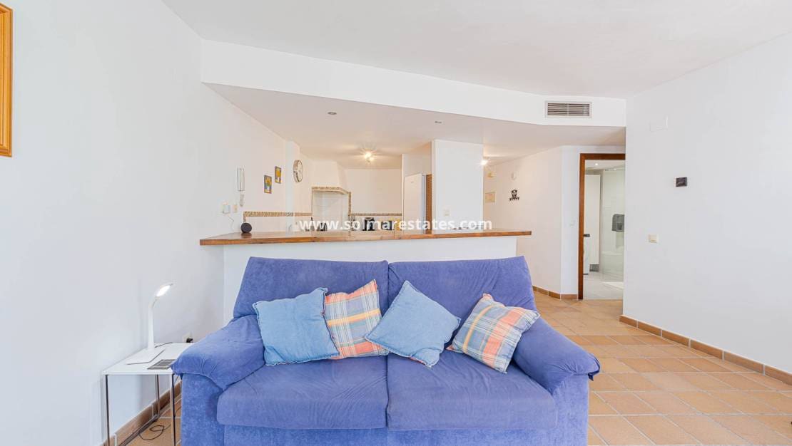 2 soveværelse Lejlighed til salg i Punta Prima med swimmingpool garage - € 289.000 (Ref: 10170210)