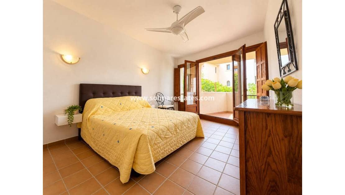 2 soveværelse Lejlighed til salg i Punta Prima med swimmingpool garage - € 289.000 (Ref: 10170210)