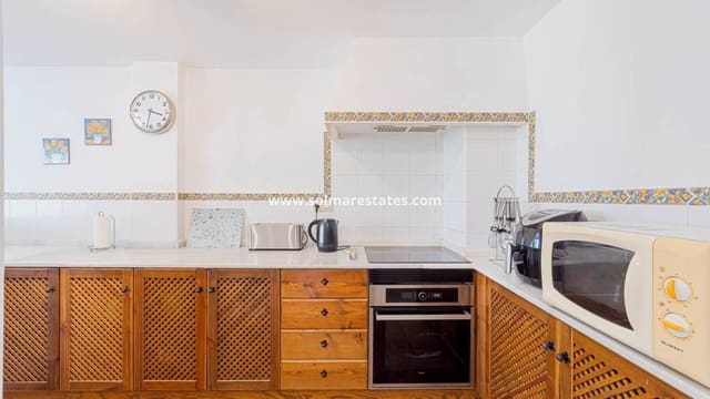 2 soveværelse Lejlighed til salg i Punta Prima, Torrevieja med swimmingpool garage - € 289.000 (Ref: 10170210)