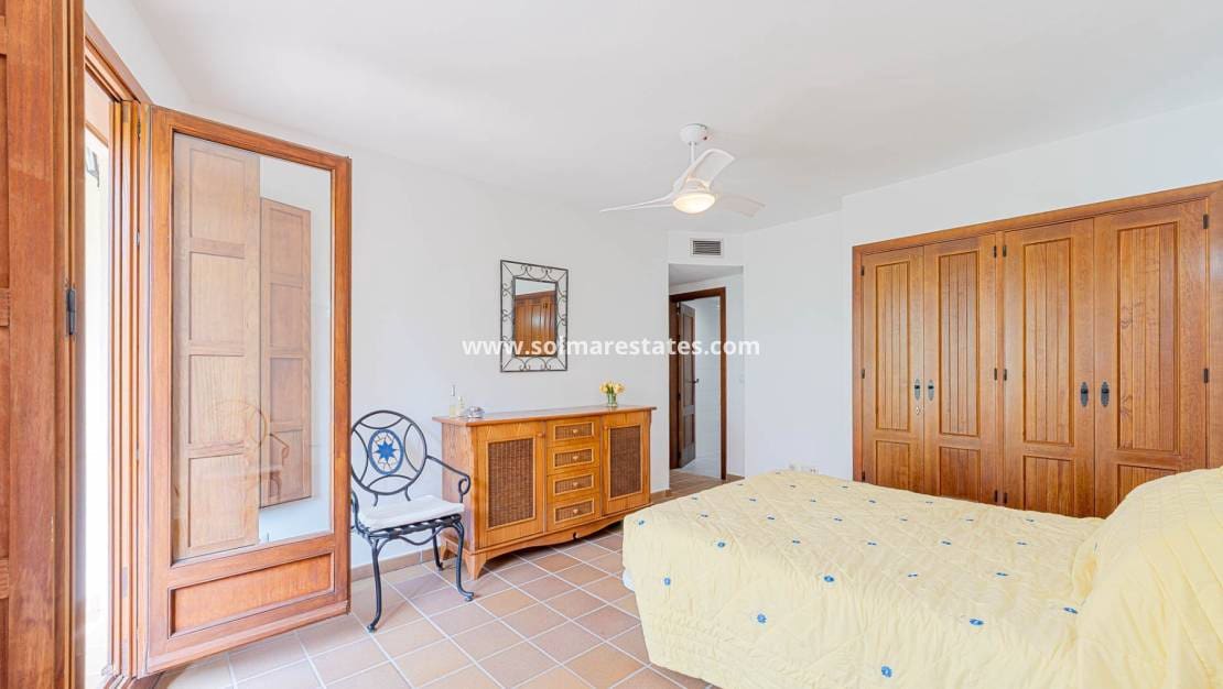 2 soveværelse Lejlighed til salg i Punta Prima med swimmingpool garage - € 289.000 (Ref: 10170210)