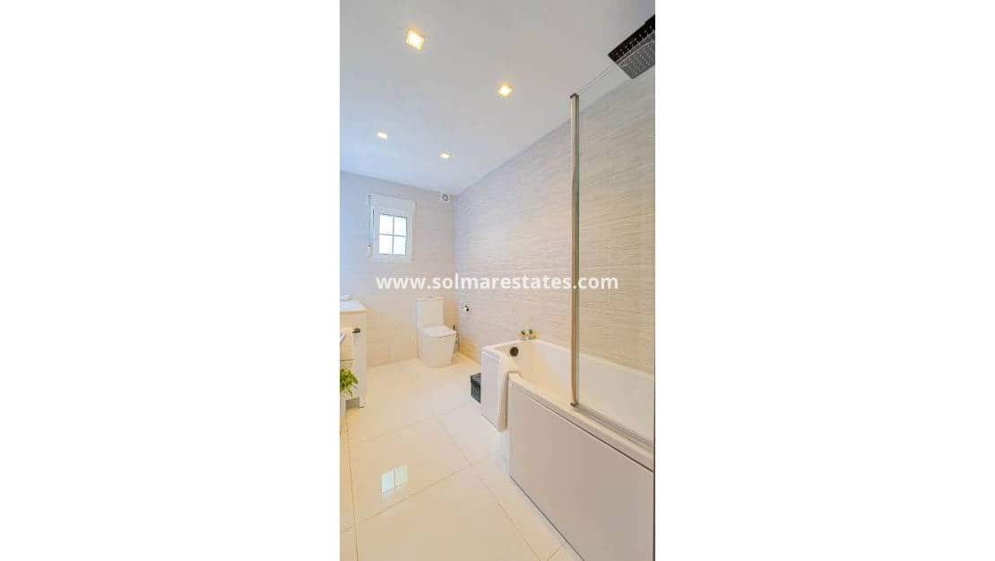 3 camera da letto Villa in vendita in Villamartin con piscina - 770.000 € (Rif: 10172089)