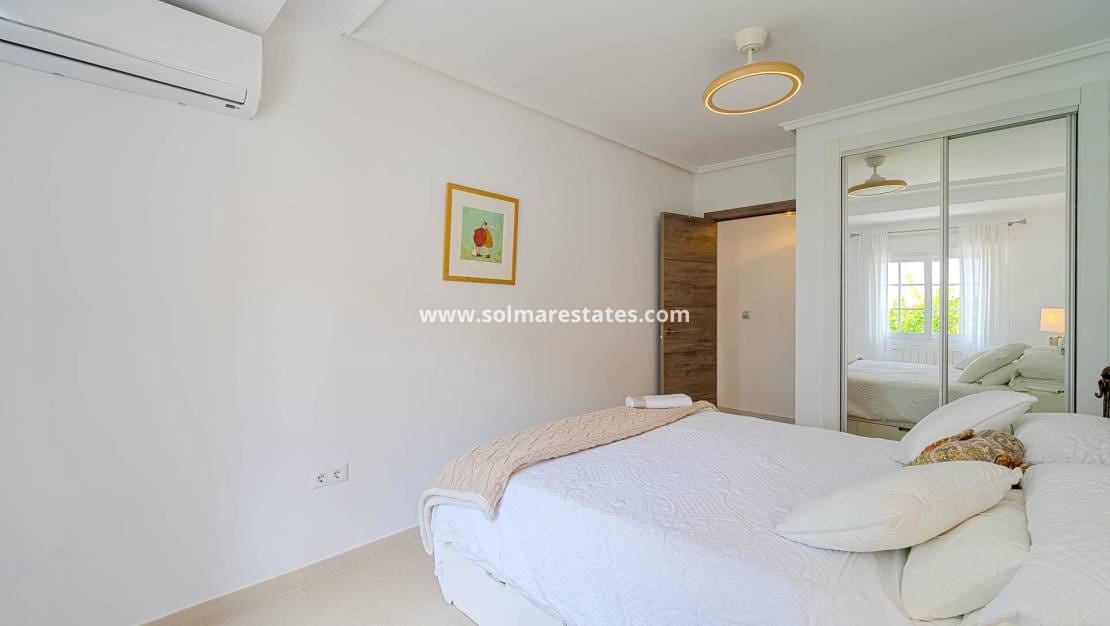 3 camera da letto Villa in vendita in Villamartin con piscina - 770.000 € (Rif: 10172089)