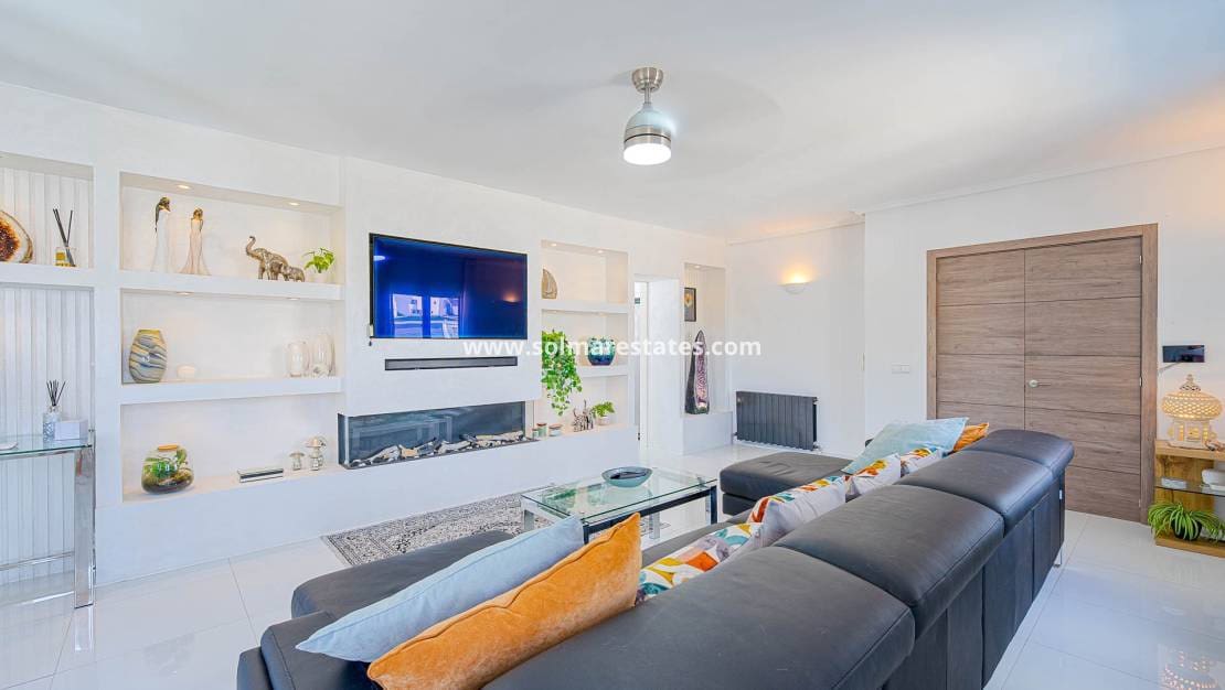 3 camera da letto Villa in vendita in Villamartin con piscina - 770.000 € (Rif: 10172089)
