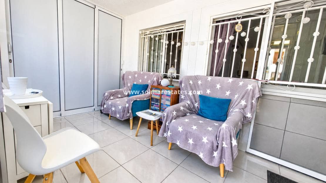 2 soveværelse Lejlighed til salg i Los Montesinos med swimmingpool garage - € 135.000 (Ref: 10172750)