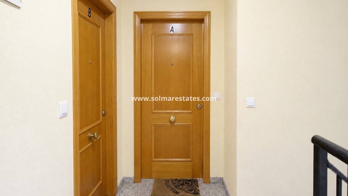 3 slaapkamer Appartement te koop in Formentera del Segura met garage - € 149.000 (Ref: 10175622)