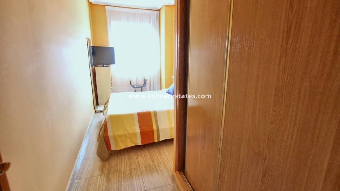 3 slaapkamer Appartement te koop in Formentera del Segura met garage - € 149.000 (Ref: 10175622)