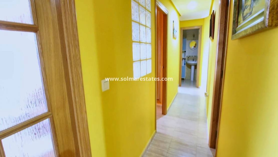 3 slaapkamer Appartement te koop in Formentera del Segura met garage - € 149.000 (Ref: 10175622)