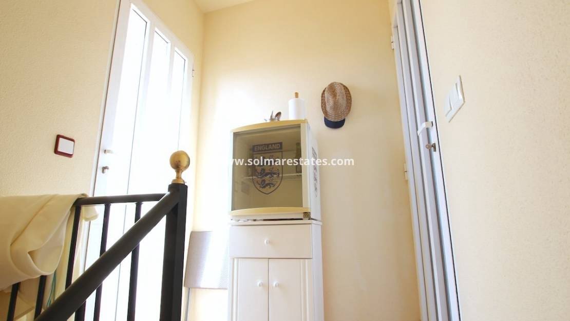 2 sypialnia Dom na sprzedaż w Villamartin z basenem - 179 500 € (Ref: 10175623)