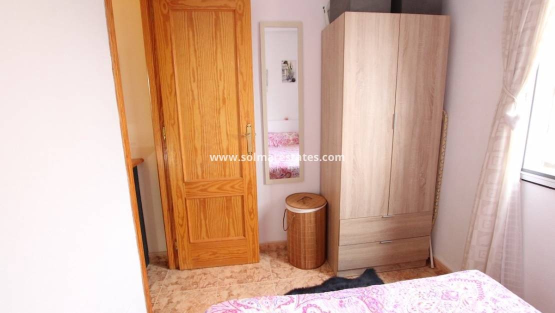 2 sypialnia Dom na sprzedaż w Villamartin z basenem - 179 500 € (Ref: 10175623)