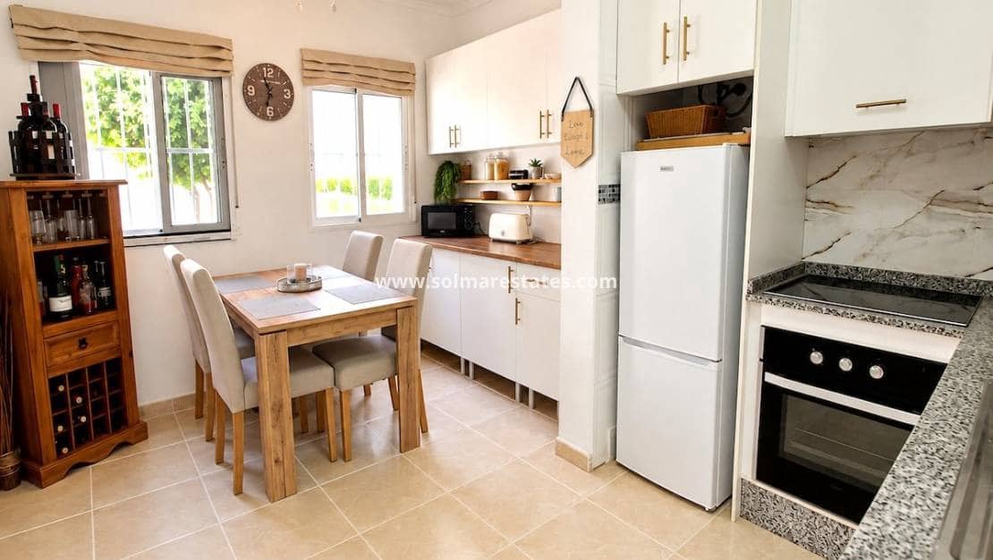 2 sypialnia Dom na sprzedaż w Villamartin z basenem - 179 500 € (Ref: 10175623)