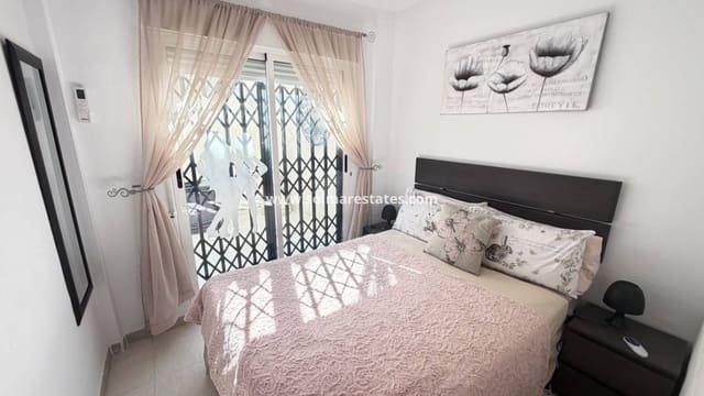2 soveværelse Lejlighed til salg i Villamartin, Orihuela med swimmingpool garage - € 159.995 (Ref: 10177449)