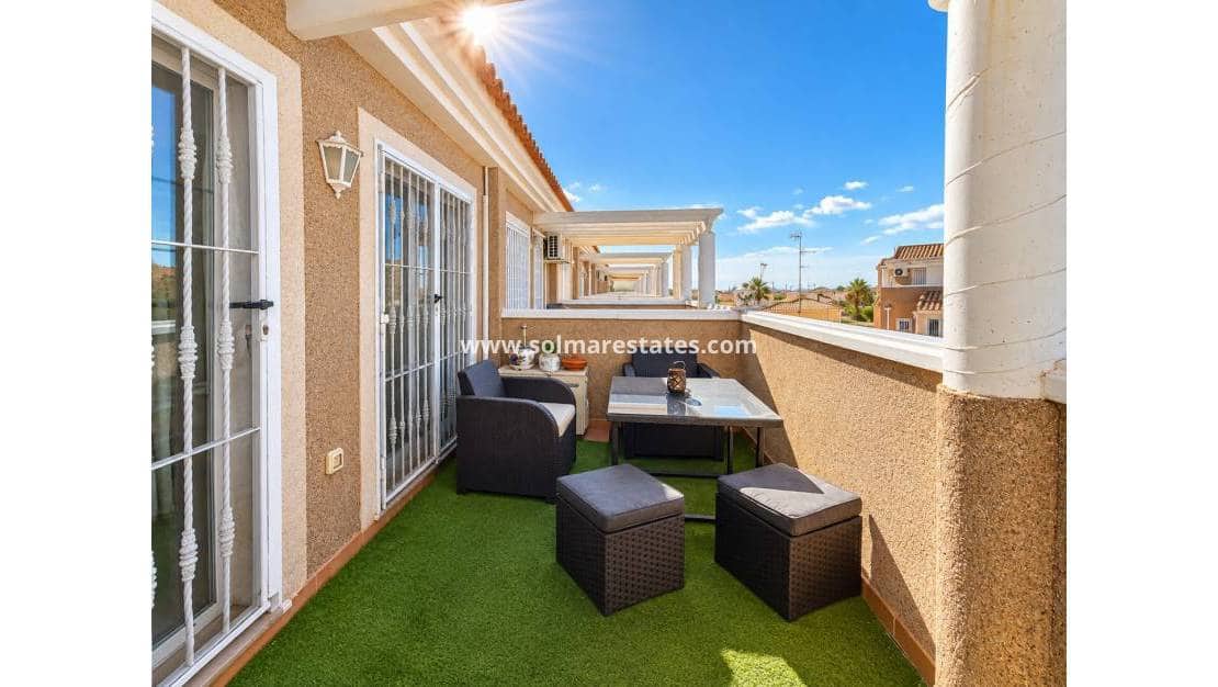 3 sovrum Hus till salu i Playa Flamenca med pool garage - 215 000 € (Ref: 10180905)