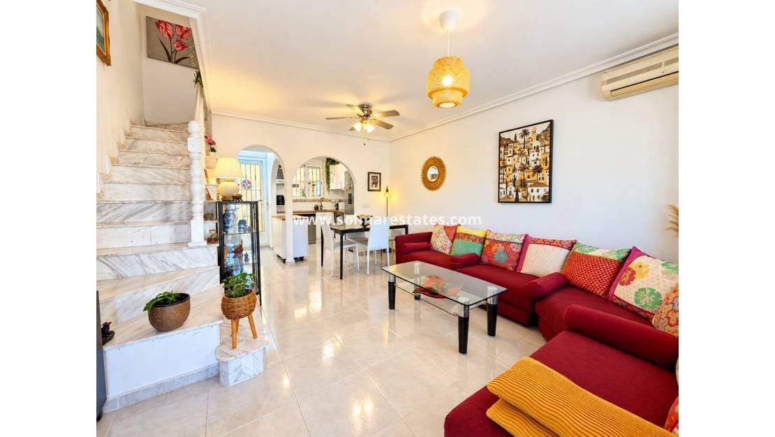 3 sovrum Hus till salu i Playa Flamenca med pool garage - 215 000 € (Ref: 10180905)