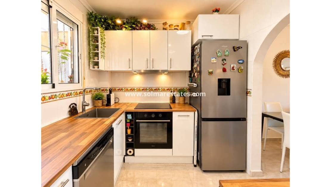 3 sovrum Hus till salu i Playa Flamenca med pool garage - 215 000 € (Ref: 10180905)