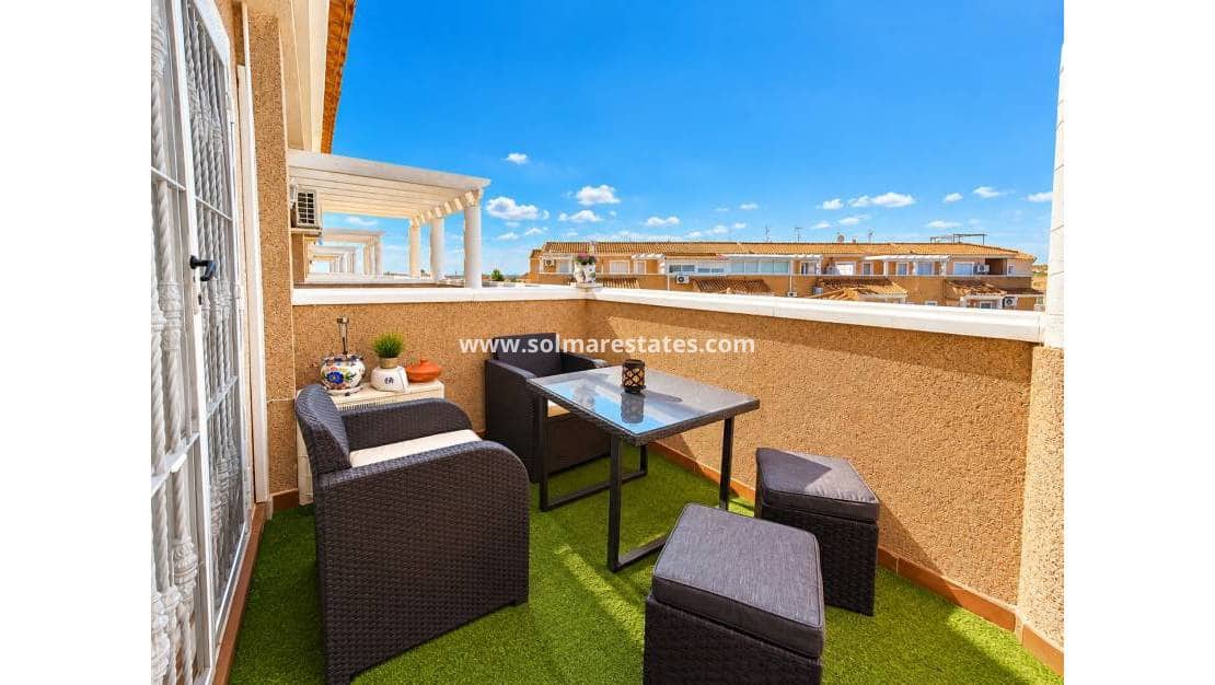 3 sovrum Hus till salu i Playa Flamenca med pool garage - 215 000 € (Ref: 10180905)