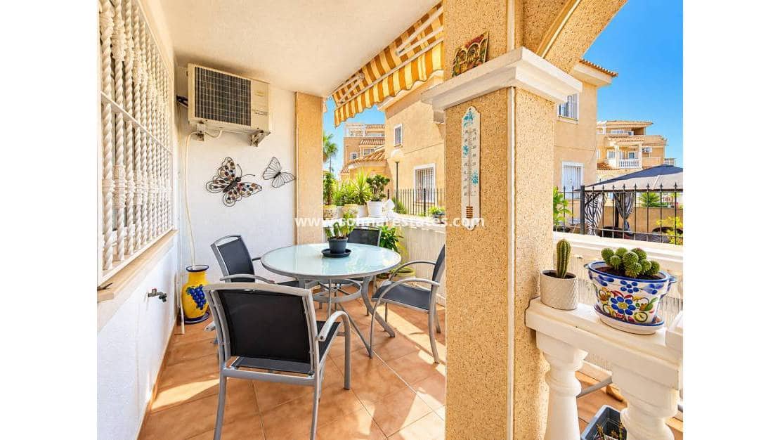 3 sovrum Hus till salu i Playa Flamenca med pool garage - 215 000 € (Ref: 10180905)