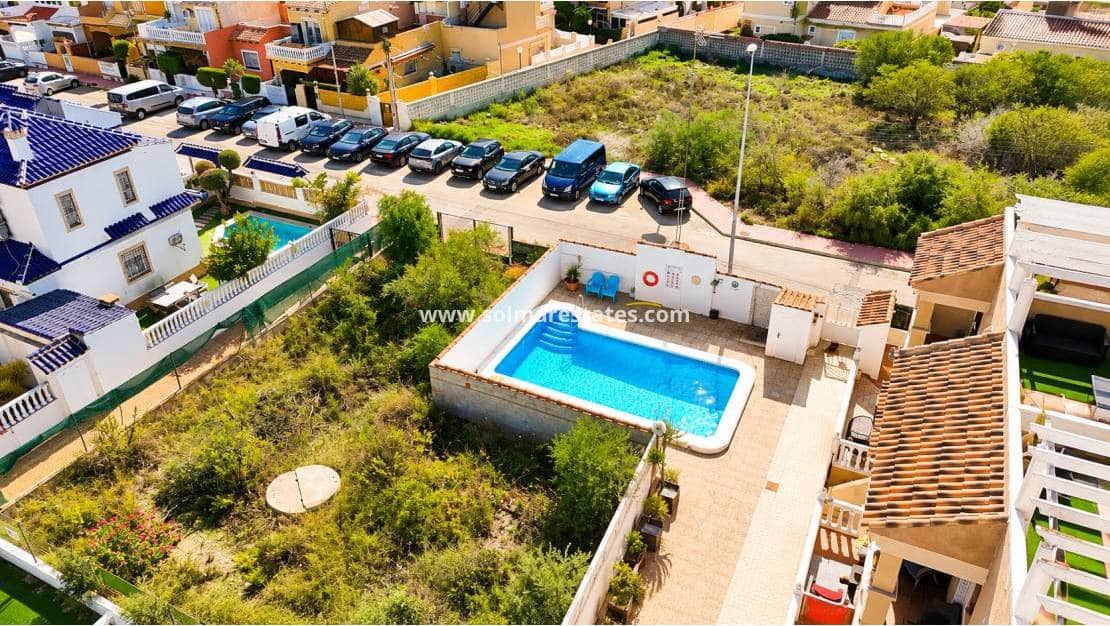 3 sovrum Hus till salu i Playa Flamenca med pool garage - 215 000 € (Ref: 10180905)
